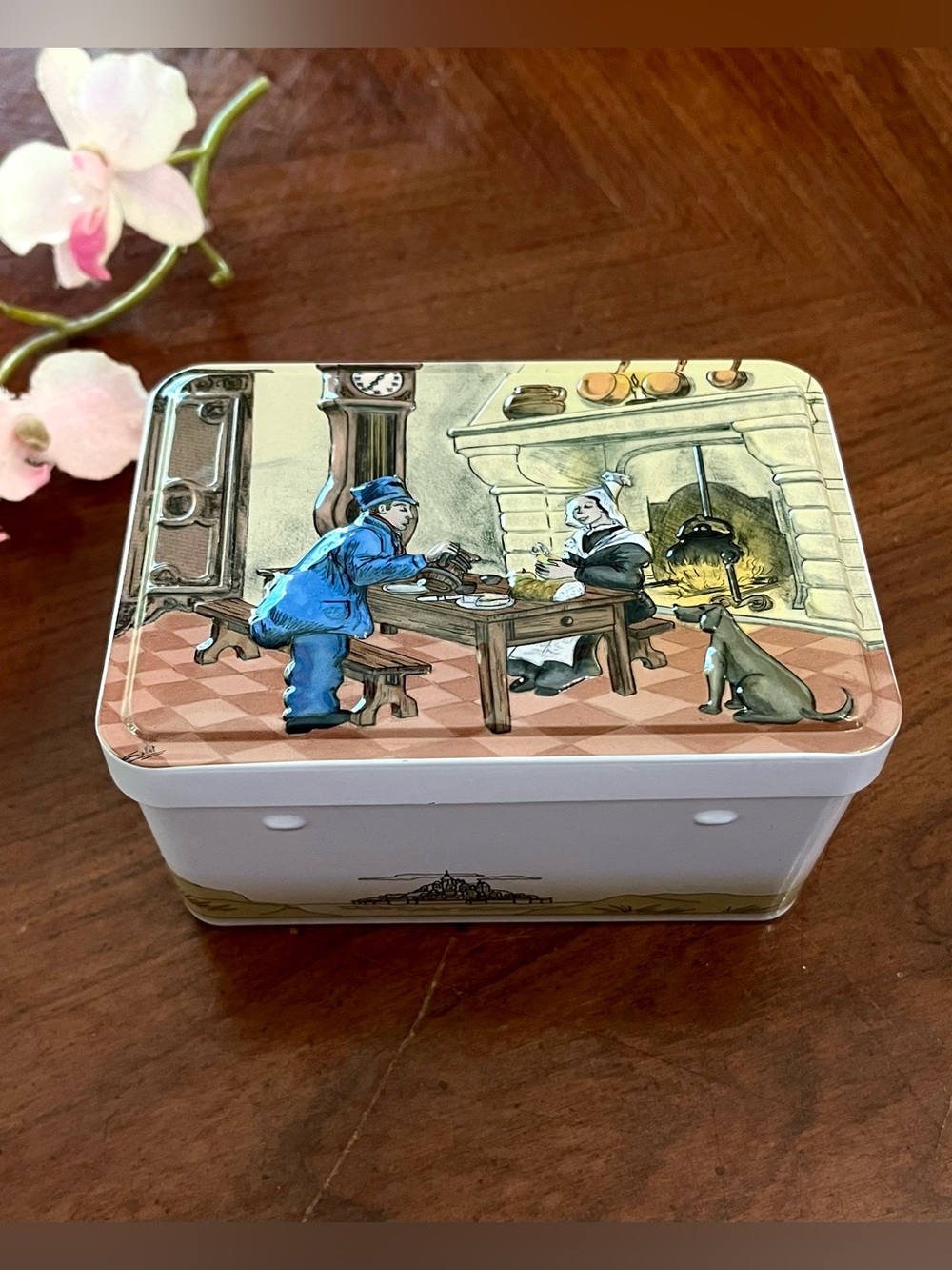 VTG Massilly France Lithograph Biscuit Tin Cozy Breton Kitchen Fireplace Scene